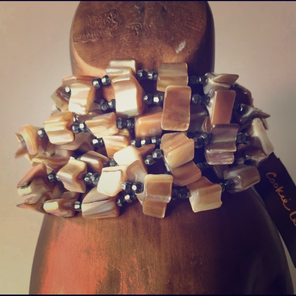 Cookie Lee Shell Bracelet